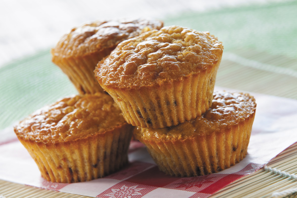 Receta de Muffins con harina de maíz y tocineta